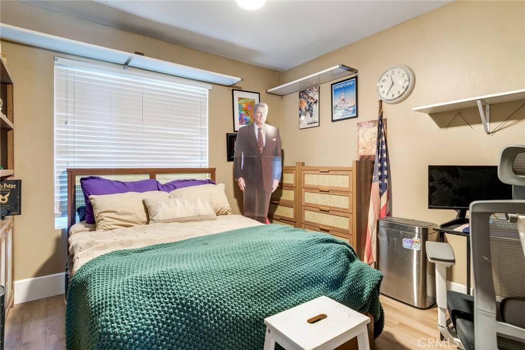 18563 Chickory Property Photo 12
