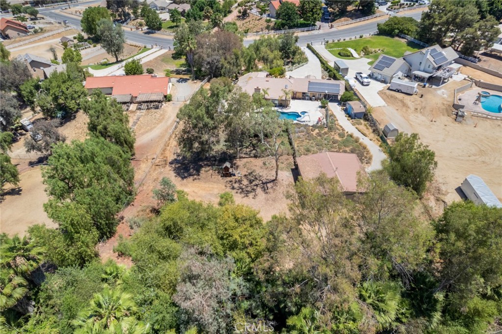 18563 Chickory Property Photo 29