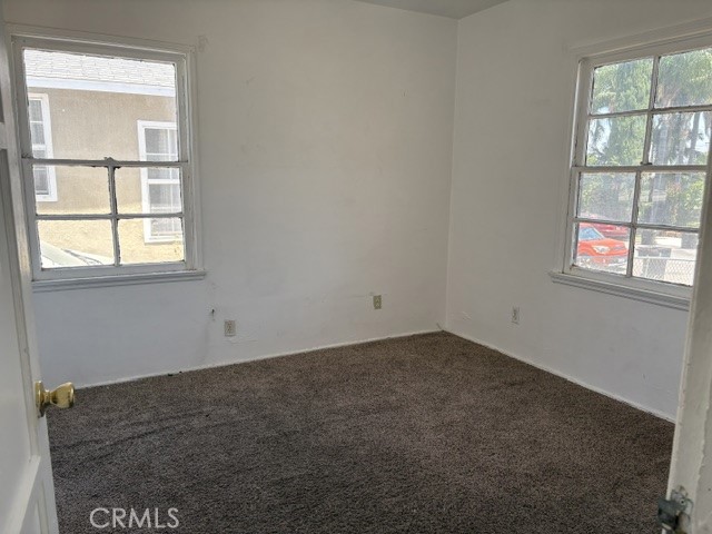 882 S K Property Photo 8