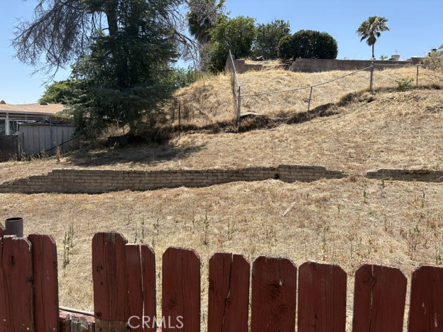 882 S K Property Photo 14