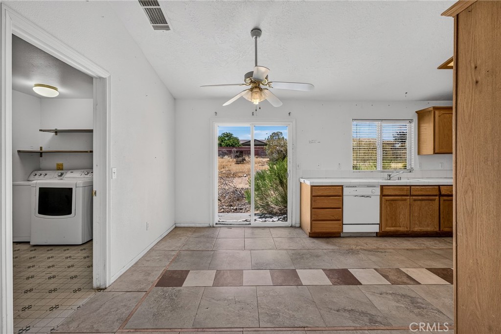58705 Natoma Property Photo 5