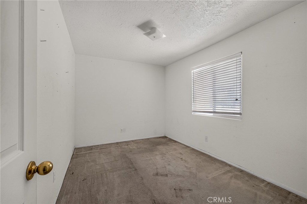 58705 Natoma Property Photo 8