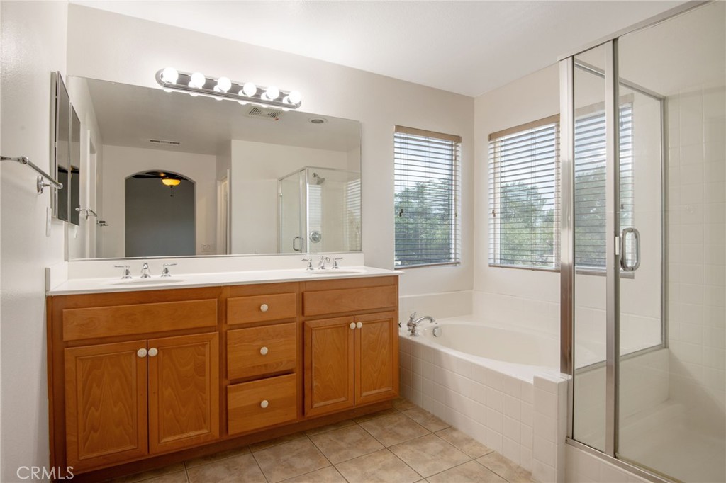 24 Newburn Court Property Photo 16