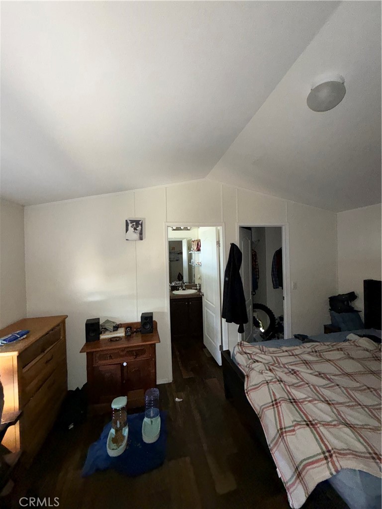 24414 University Avenue 51 Property Photo 6