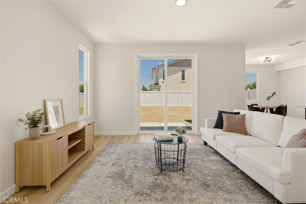 5855 Persepolis Ct. Property Photo 5