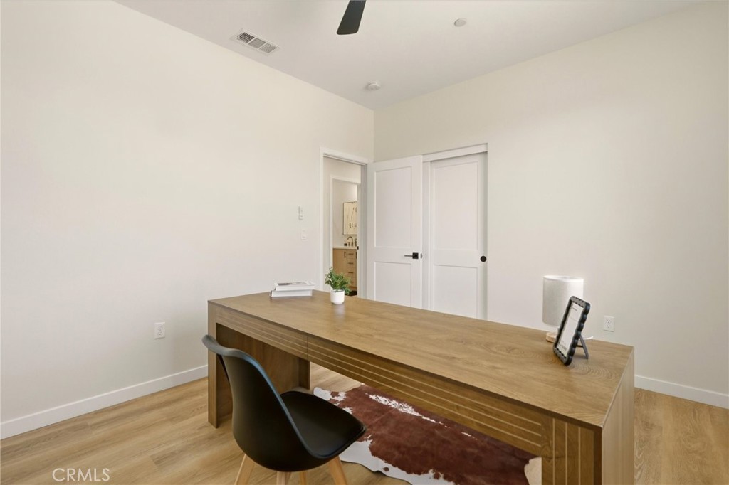 5855 Persepolis Ct. Property Photo 18