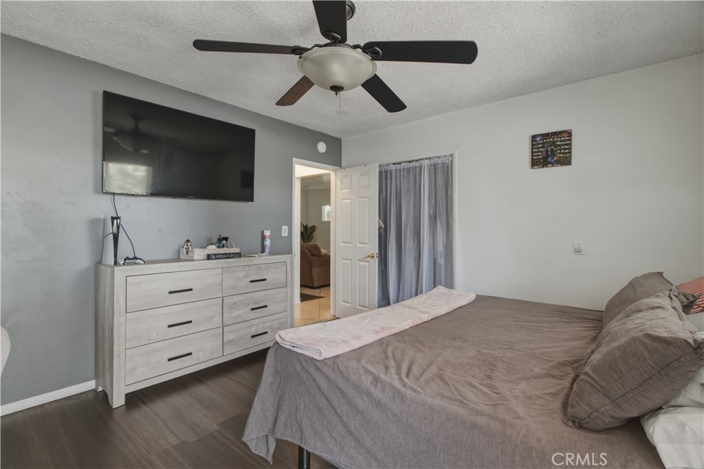 910 W George Property Photo 18