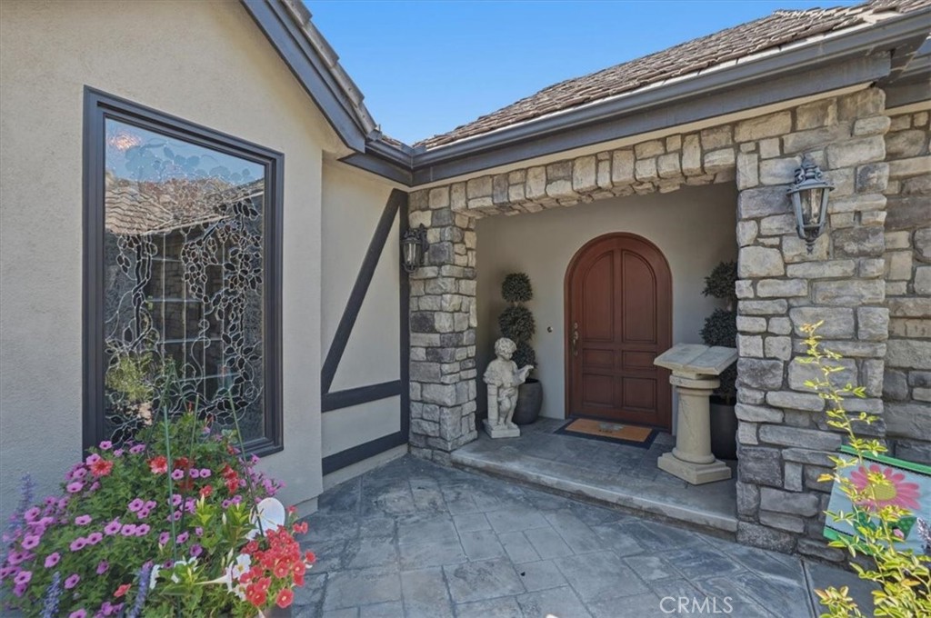 2445 Rolling Ridge Road Property Photo 18