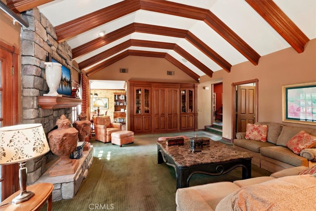 2445 Rolling Ridge Road Property Photo 30