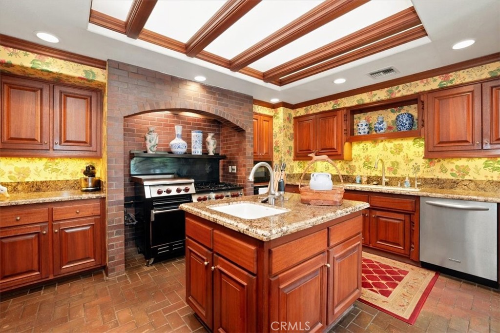2445 Rolling Ridge Road Property Photo 37