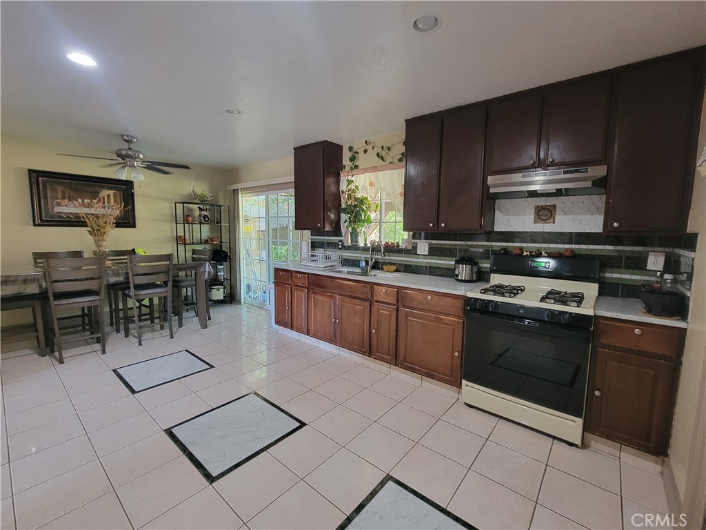 13614 Golden Eagle Ct Property Photo 11