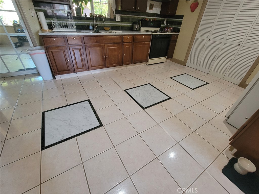 13614 Golden Eagle Ct Property Photo 13