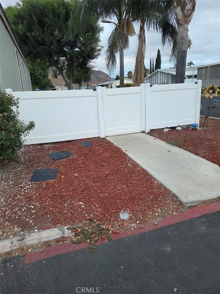 21100 State St. 114 Property Photo 6