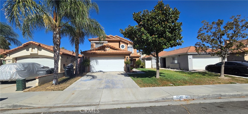 2301 Firebrand Avenue Property Photo 5