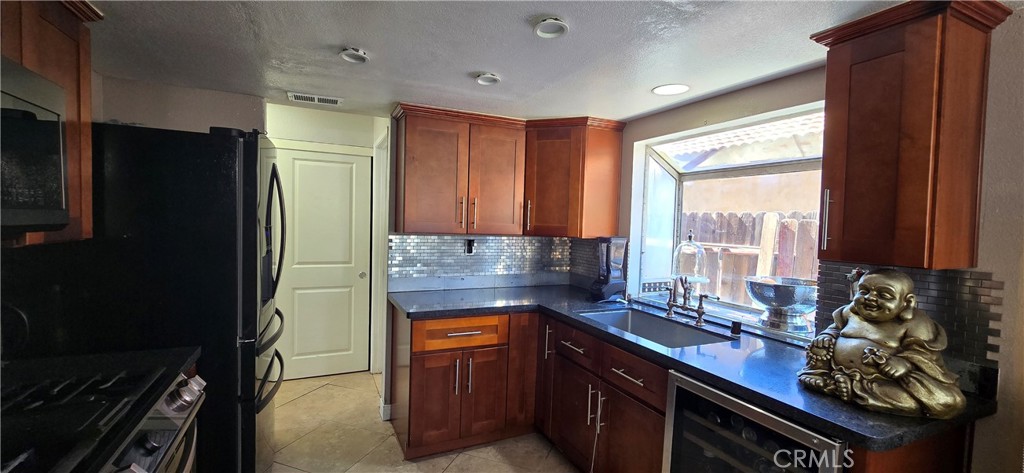 2301 Firebrand Avenue Property Photo 11