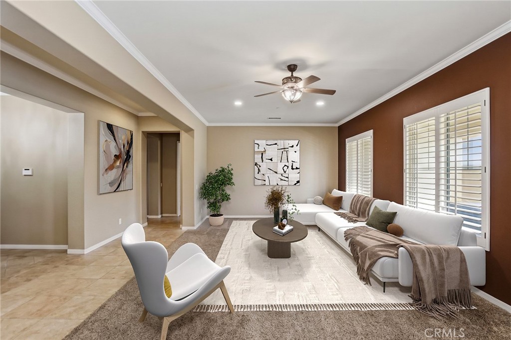1125 Pamplona Property Photo 8