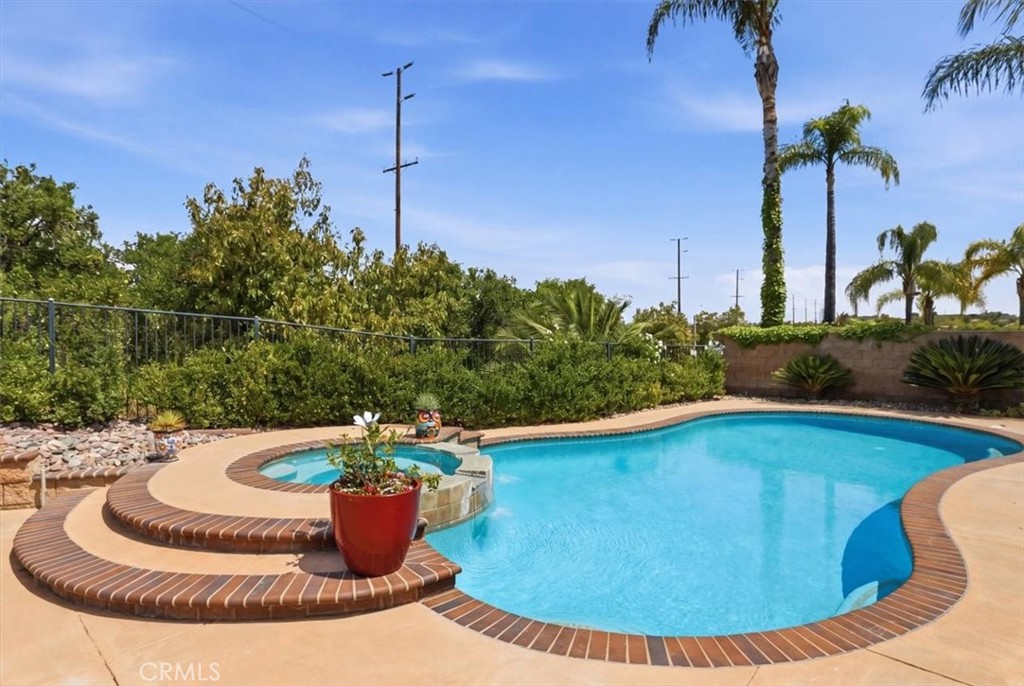 1125 Pamplona Property Photo 27