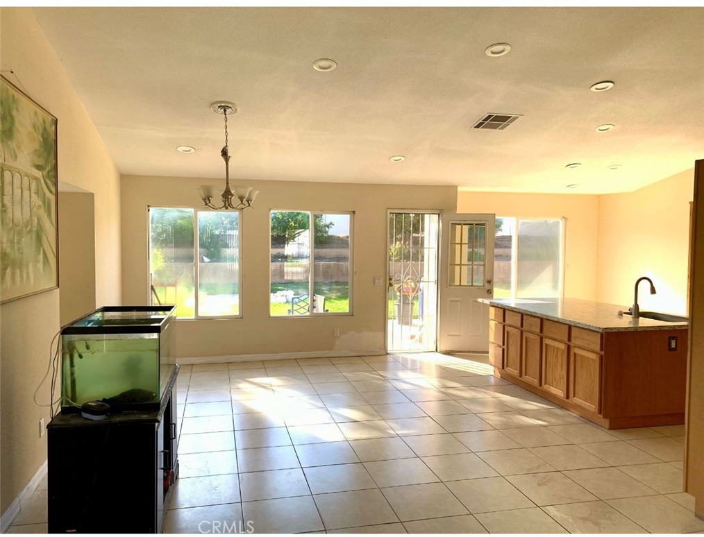 10576 Horseshoe Property Photo