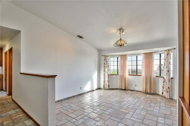 8441 Sierra Vista Property Photo 3