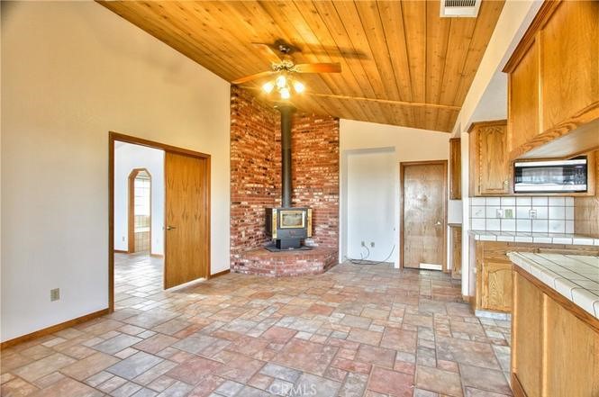 8441 Sierra Vista Property Photo 7