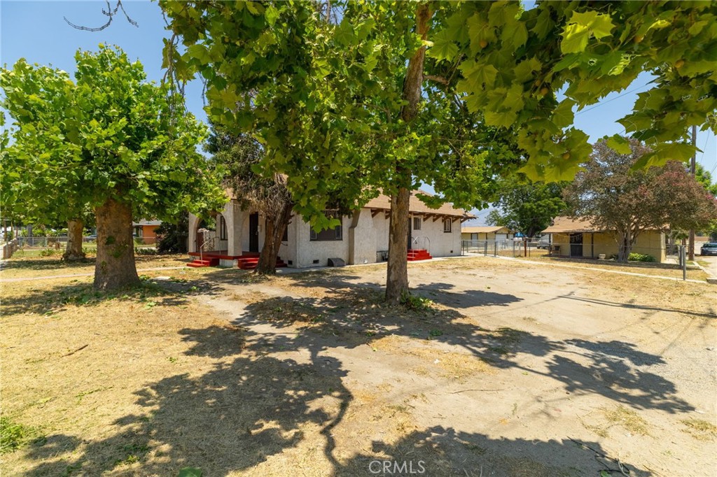 1717 Massachusetts Property Photo 3