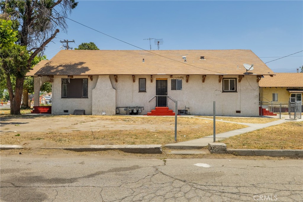 1717 Massachusetts Property Photo 21