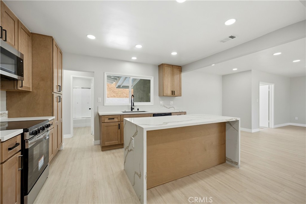 3682 Mt Vernon Property Photo 10