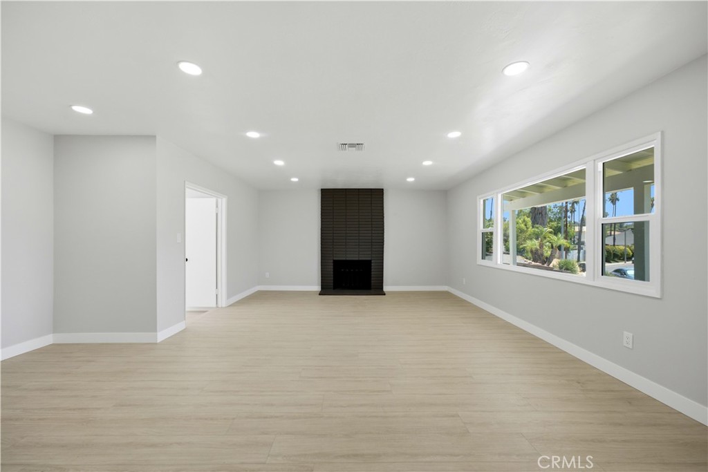 3682 Mt Vernon Property Photo 13