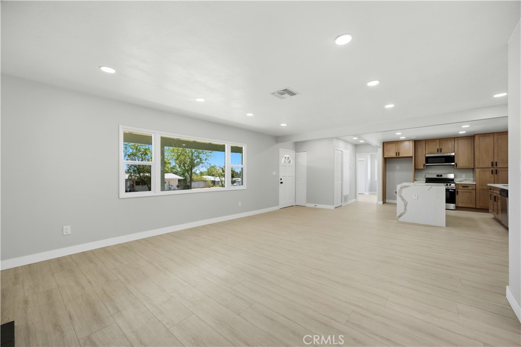 3682 Mt Vernon Property Photo 16
