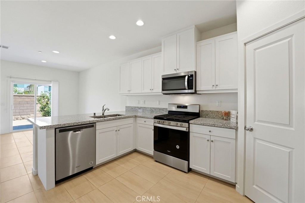 27366 Basalt Property Photo 7