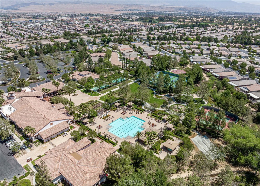 453 Glacier Park Property Photo 47