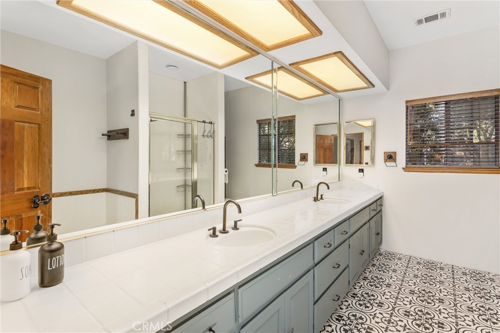 13515 Oak Mountain Property Photo 31