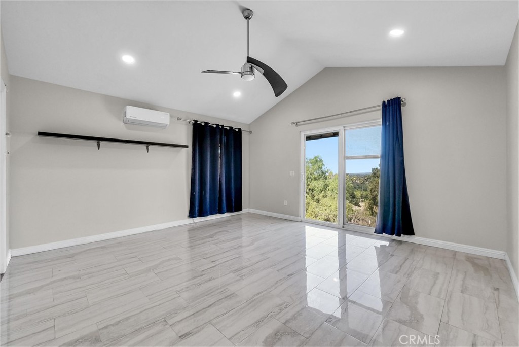 1505 Gratton Street Property Photo 13