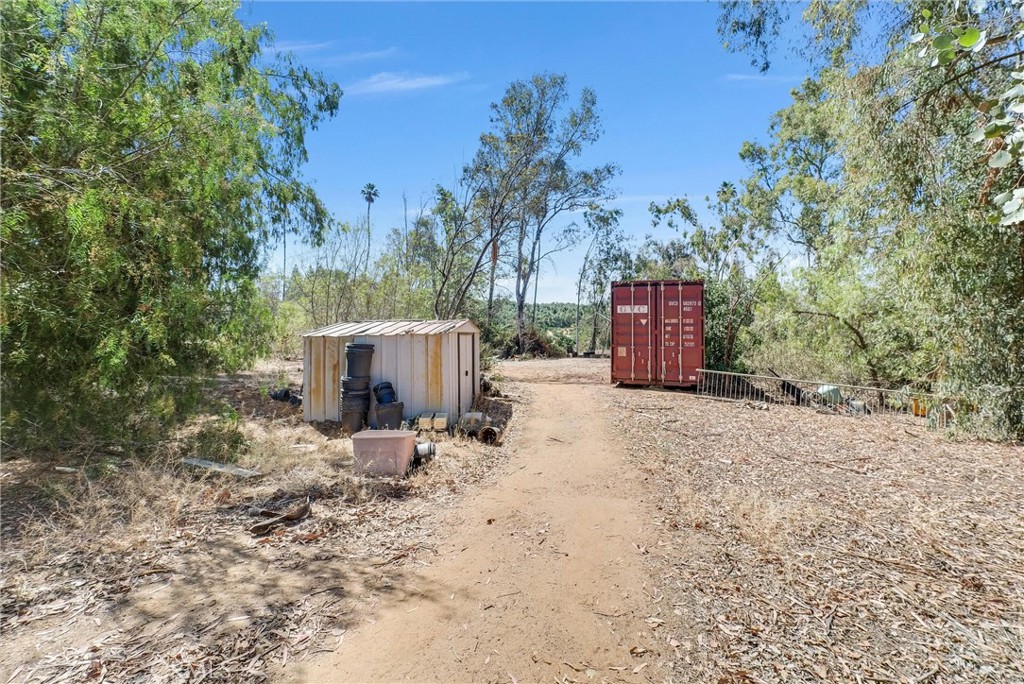 1505 Gratton Street Property Photo 43