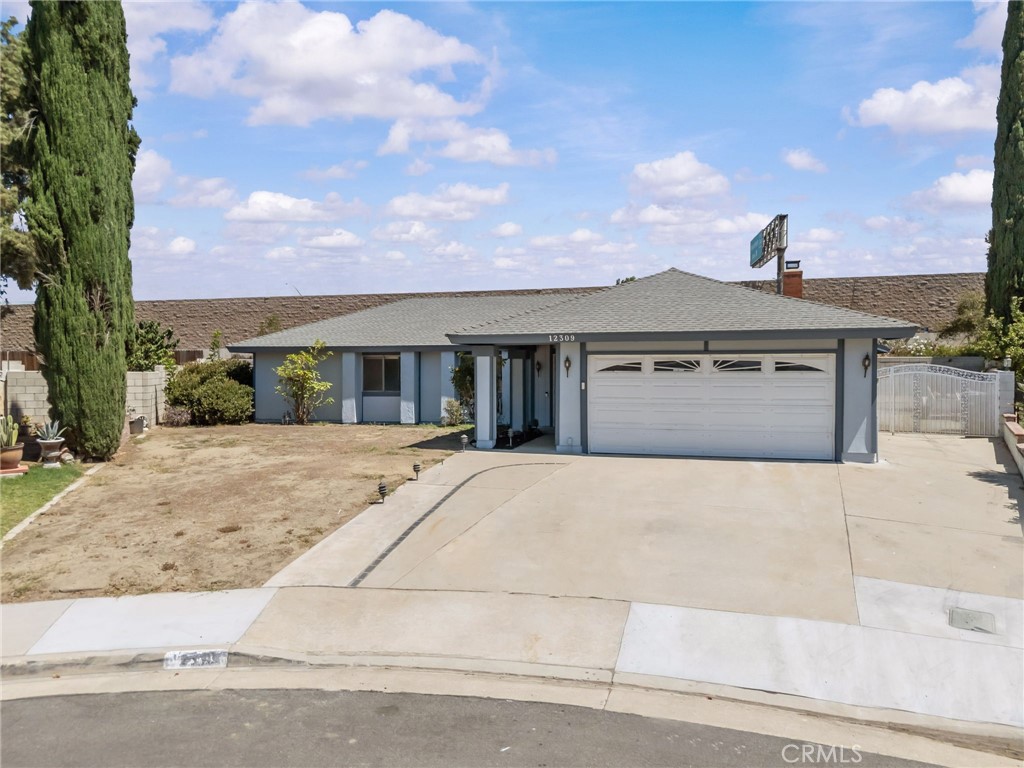 12309 Gardenia Place Property Photo 2