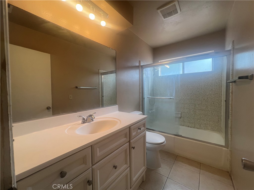 17450 Paula Property Photo 13