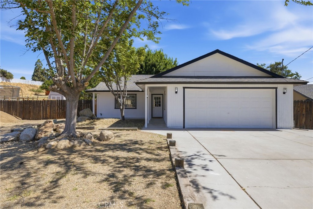 21009 Brentwood Property Photo 1