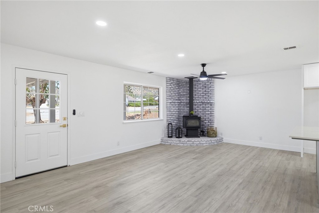 21009 Brentwood Property Photo 11