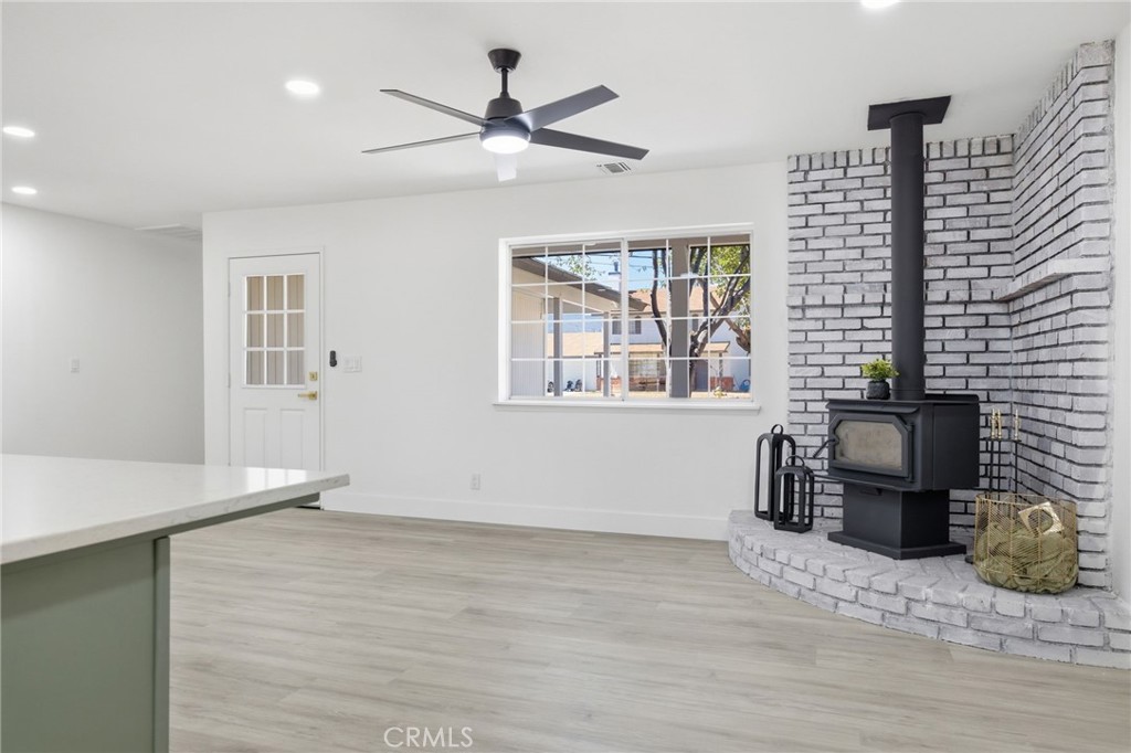 21009 Brentwood Property Photo 12