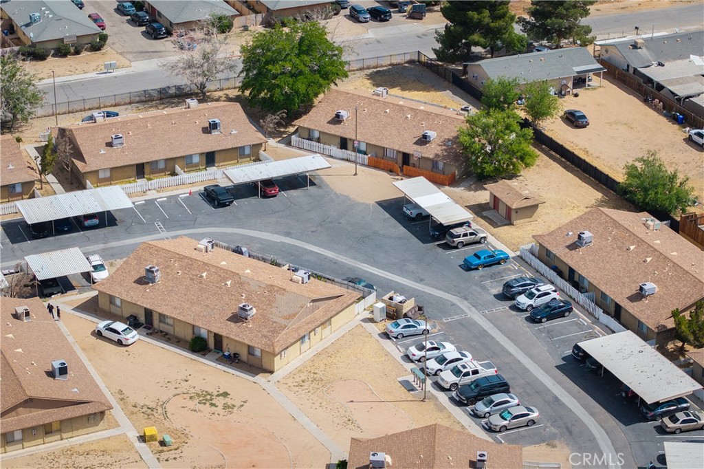 11200 Chamberlaine Property Photo 15