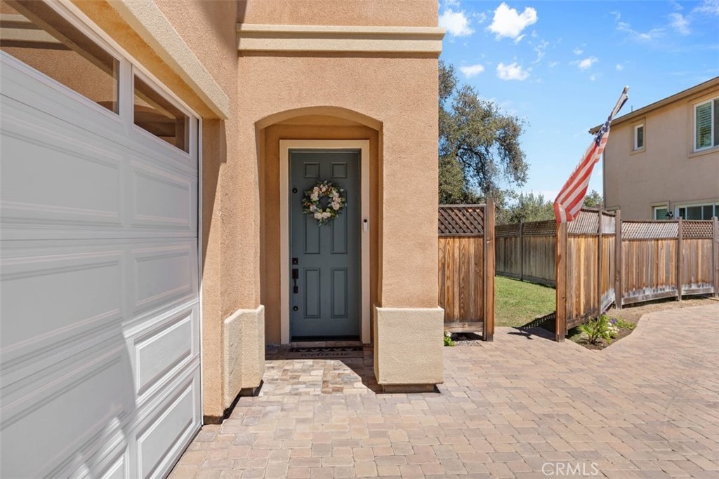 2010 Brentwood Place Property Photo 4