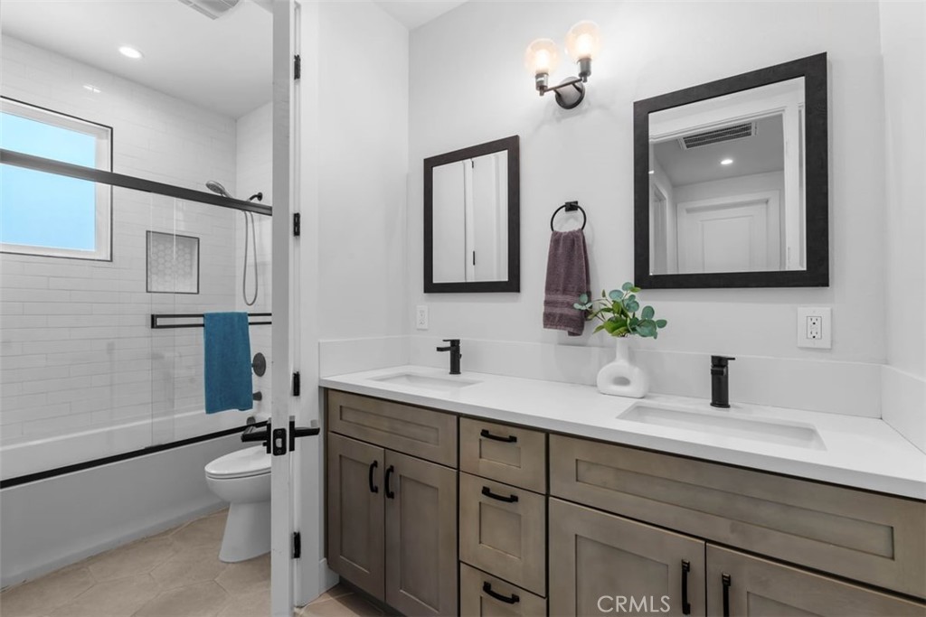 2010 Brentwood Place Property Photo 28