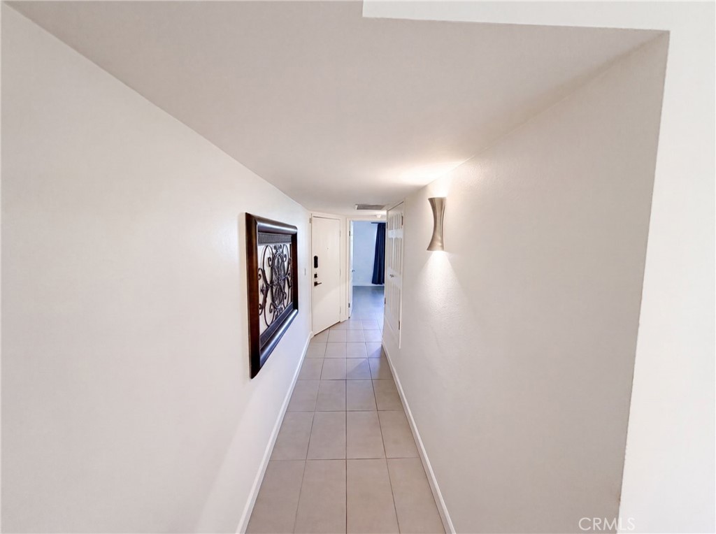 5300 E Waverly Drive H6 Property Photo 6