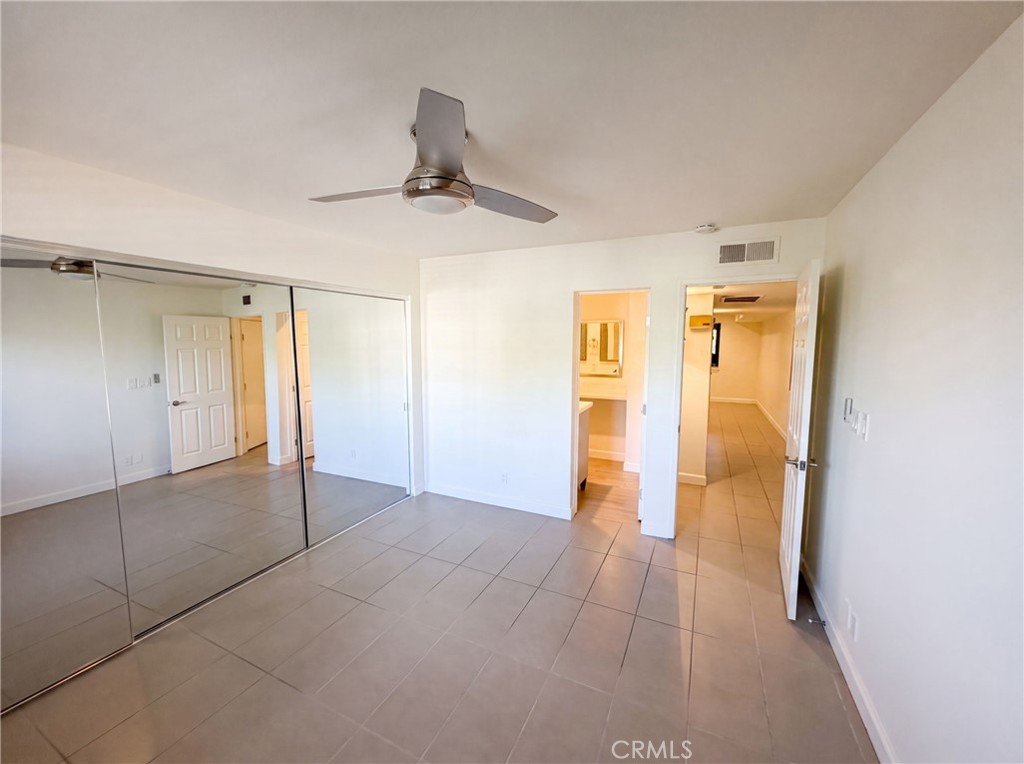 5300 E Waverly Drive H6 Property Photo 11