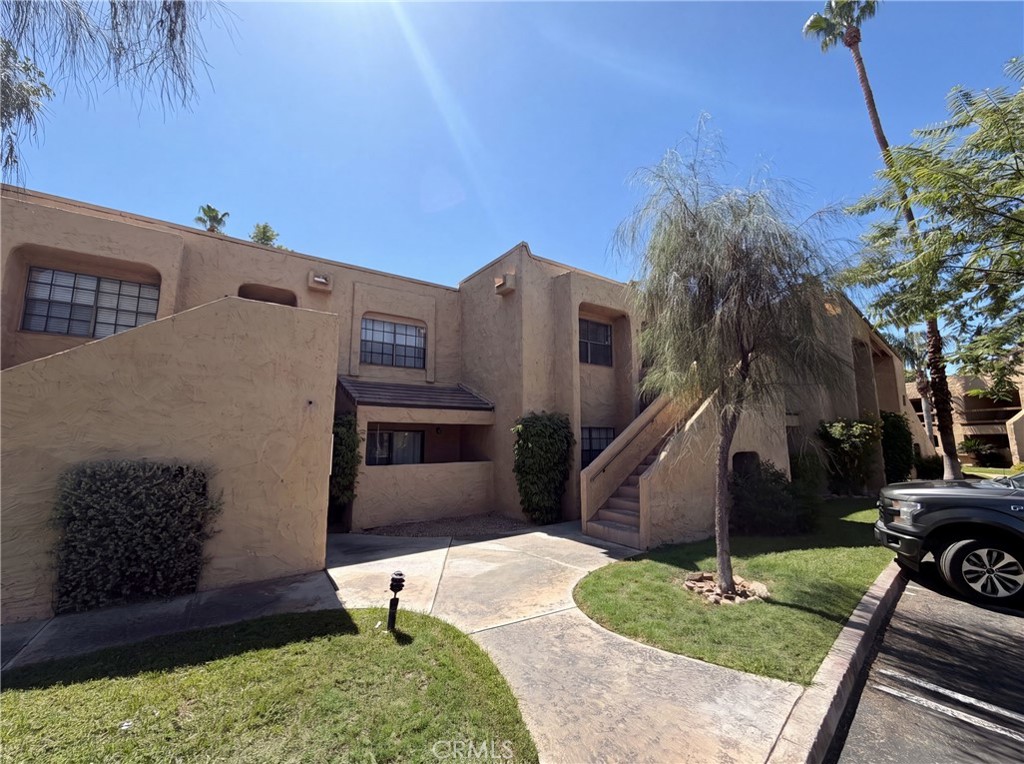 5300 E Waverly Drive H6 Property Photo 16