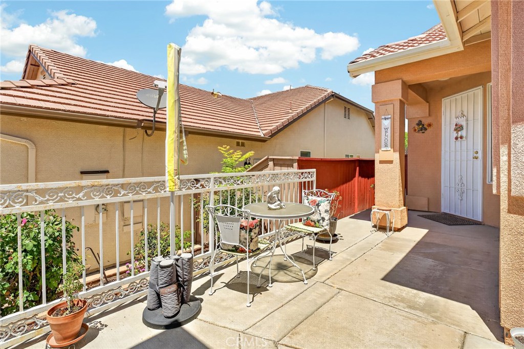14858 San Jacinto Drive Property Photo 4