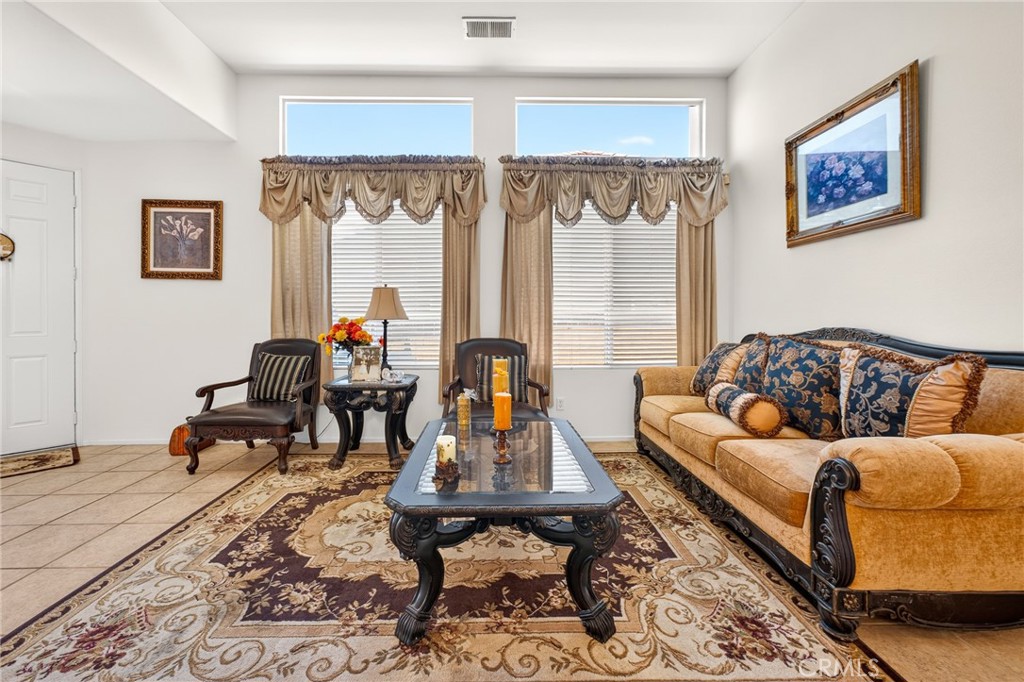 14858 San Jacinto Drive Property Photo 8