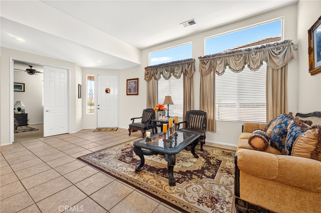 14858 San Jacinto Drive Property Photo 9