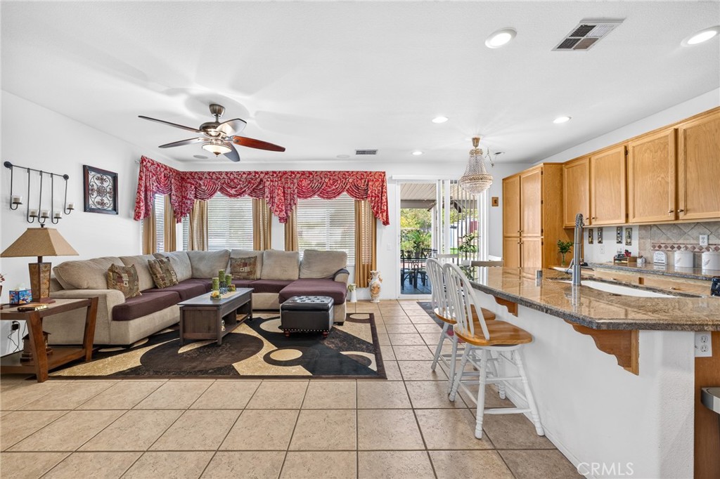 14858 San Jacinto Drive Property Photo 13