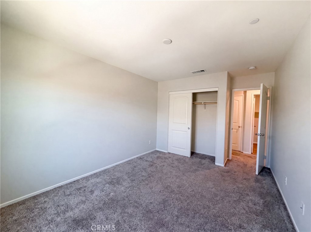 30401 Village Terrace Property Photo 13